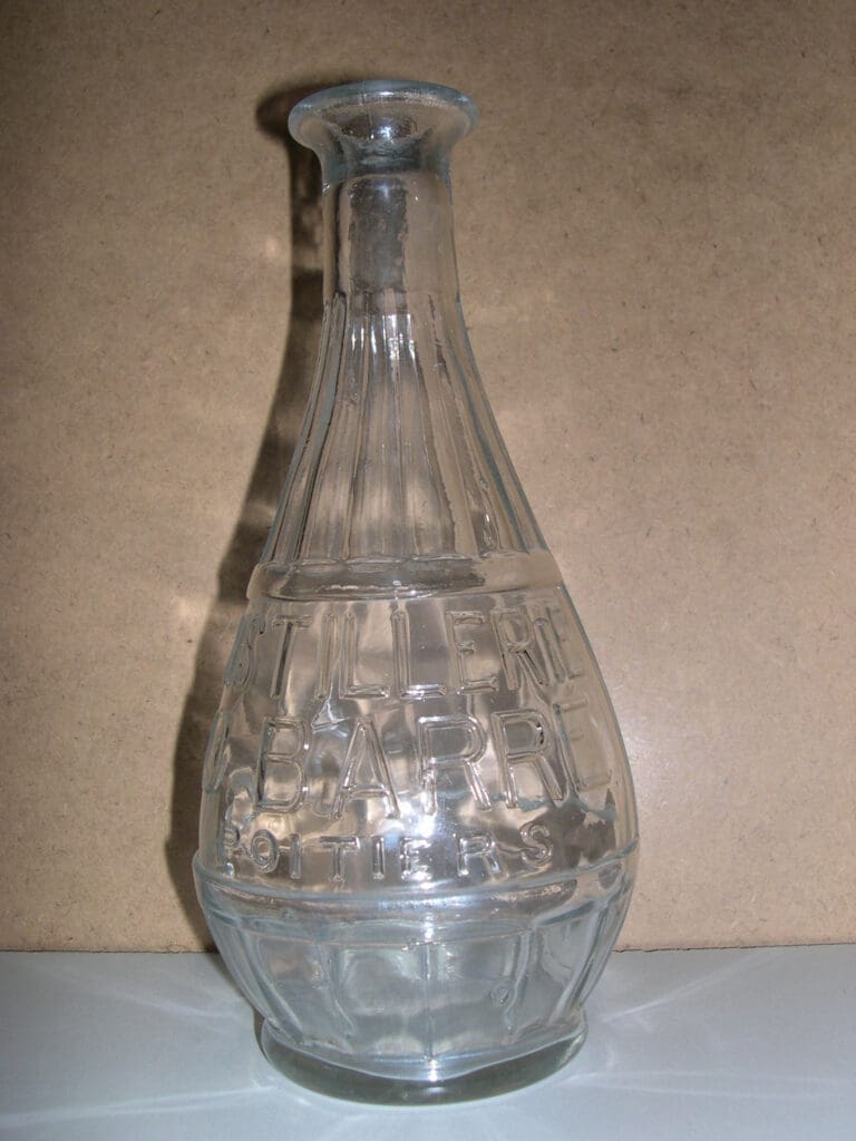 DISTILLERIE O BARRE POITIERS - 24,5 cm