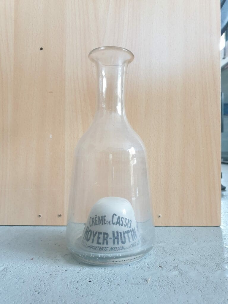 CREME DE CASSIS - ROYER-HUTIN - LA PLUS IMPORTANTE MAISON DE LA COTE D OR